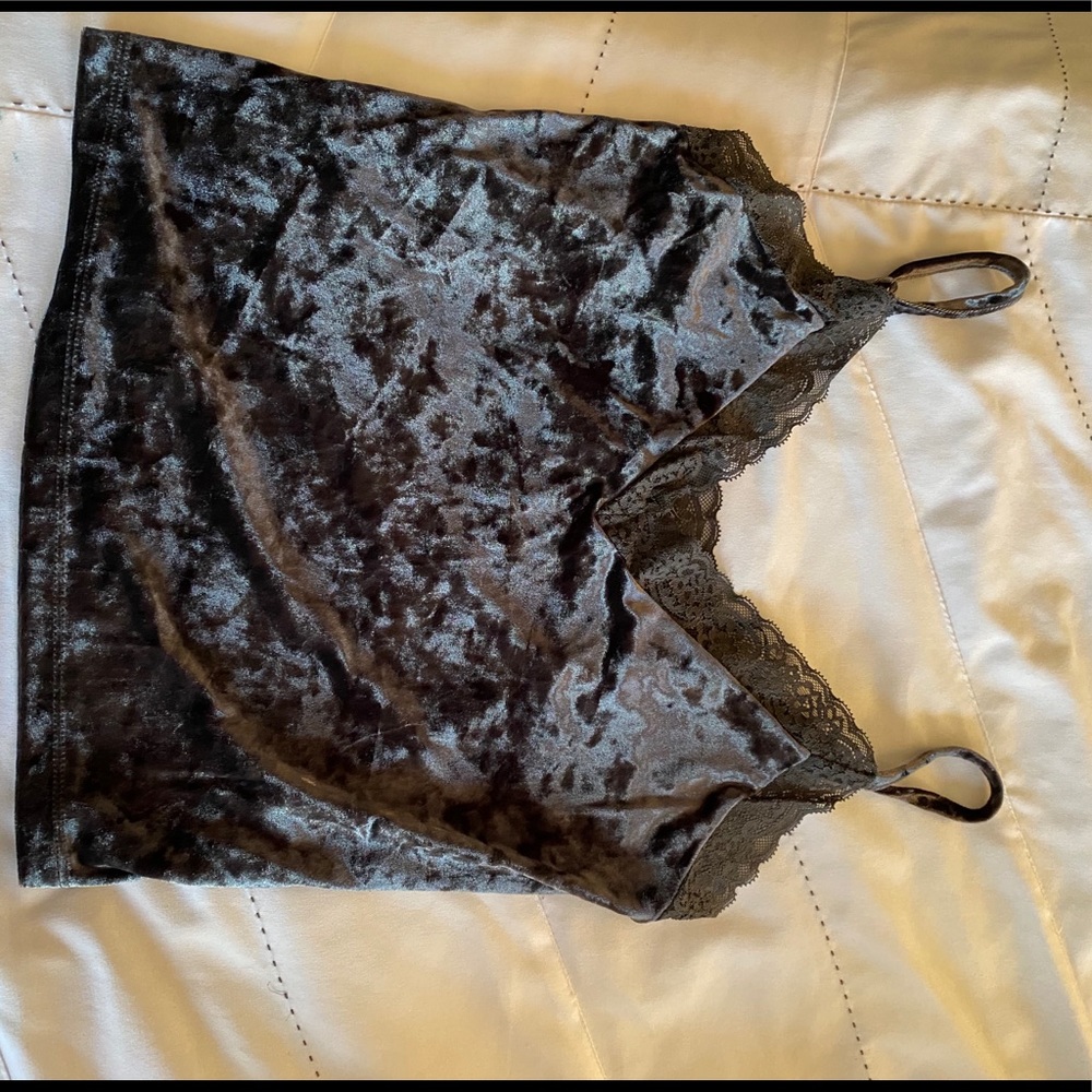 never worn velvet tank top